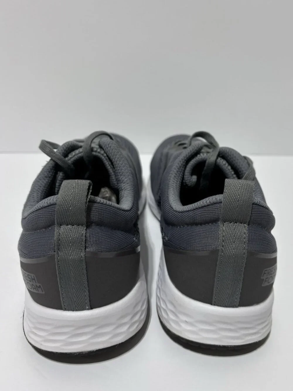 New Balance Men’s Fresh Foam Arishi V3 Gray Running Shoes, Size 10 EEEE